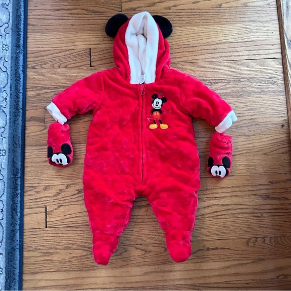 Disney Store Mickey Holiday Footed Bodysuit Romper Baby Boy Girl Size 0-3 - Picture 1 of 11